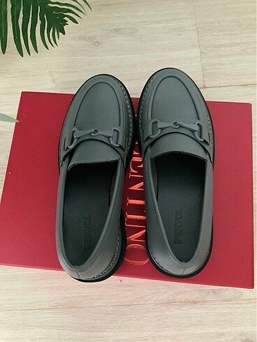 38 Beden gri Renk İpekyol Gri Tokalı Kadın Loafer Ayakkabı