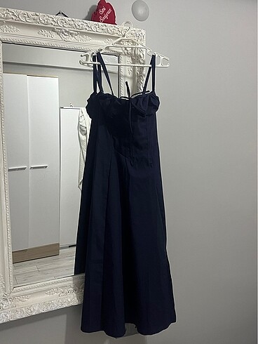 Zara pinterest lacivert yırtmaçlı elbise