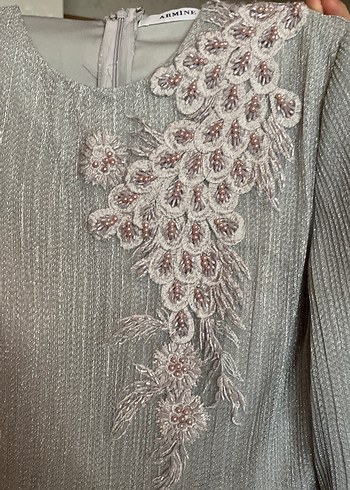 Armine Gri Nakışlı Uzun Kollu Elbise - Görsel 2