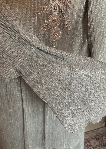 Armine Gri Nakışlı Uzun Kollu Elbise - Görsel 4