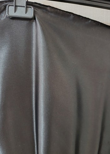 Siyah Düz SATEN EŞARP - Görsel 2