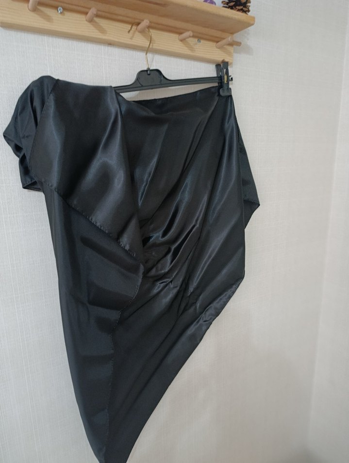 Siyah Düz SATEN EŞARP - Görsel 3