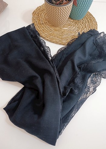 Dantel Detaylı Siyah Kadın Şal - Görsel 4