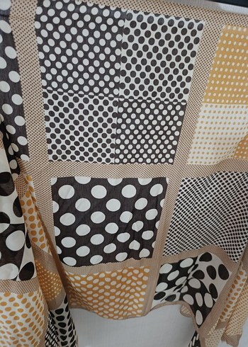 Kahverengi Pileli Retro Kadın Şal - Görsel 2