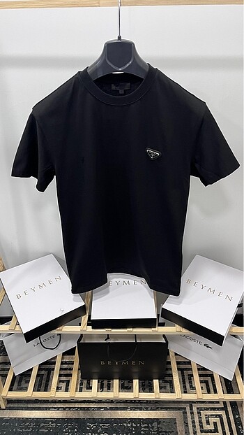 PRADA TİŞÖRT