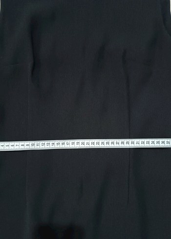 GUSTO Siyah Kolsuz Midi Ofis Elbisesi - Görsel 5