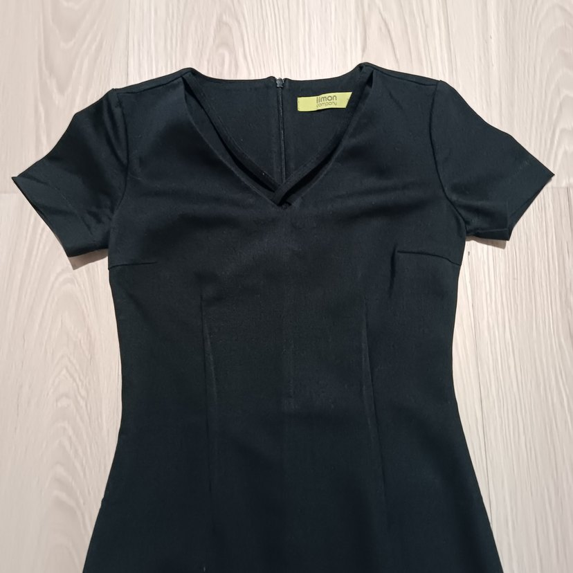 LİMON COMPANY V Yakalı Kısa Kollu Siyah Midi Elbise - Görsel 2