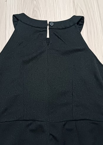 Siyah Yüksek Yakalı Kolsuz Kadın Tulum - Görsel 5