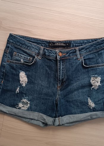 Düğmeli Koyu Mavi Mini Denim Şort