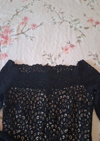 Dantel Detaylı diz üstü Siyah Elbise - Görsel 3