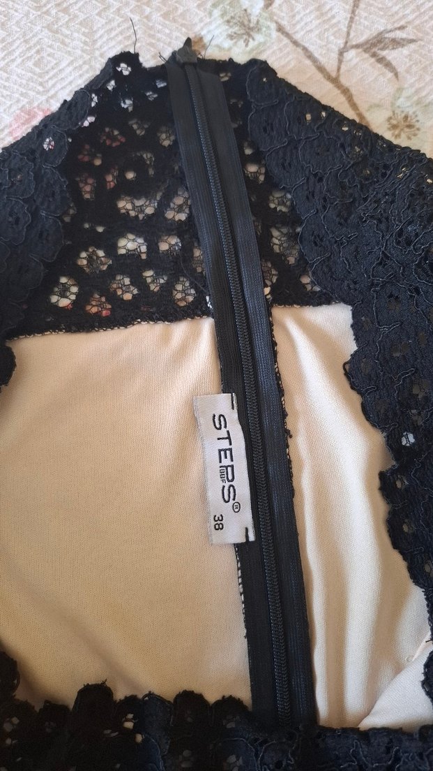 Dantel Detaylı diz üstü Siyah Elbise - Görsel 4