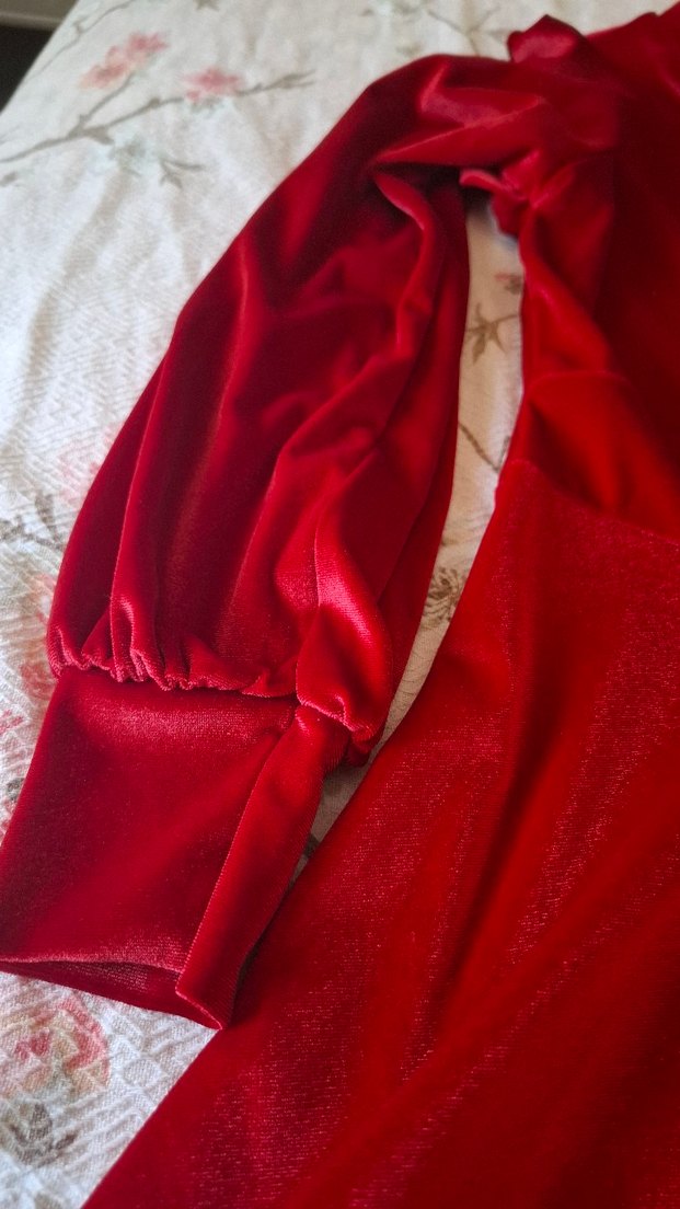 Uzun Kollu Kırmızı Drapeli Kadın Abiye Elbise Kadife - Görsel 2