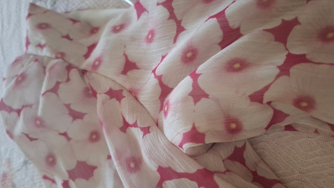 Pembe Çiçek Desenli Fırfırlı Kız Elbisesi - Görsel 2