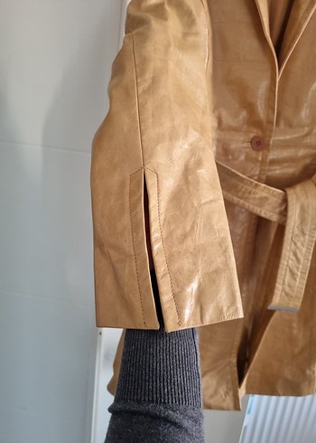 Bej Kadın Deri Kemerli Ceket - Görsel 4