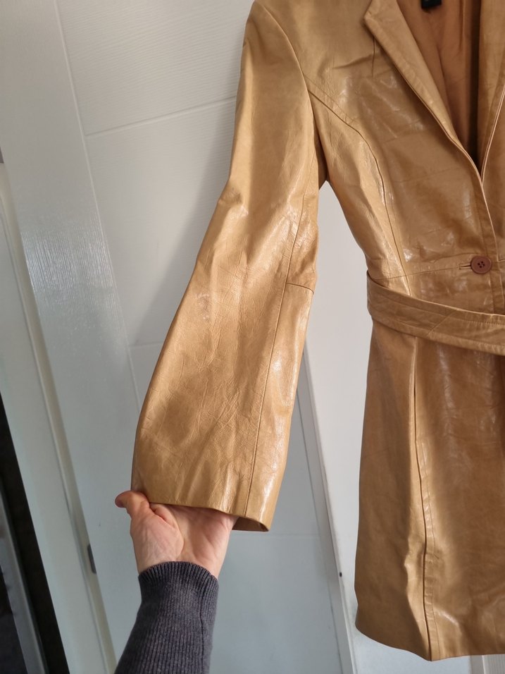 Bej Kadın Deri Kemerli Ceket - Görsel 3