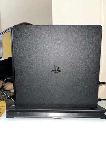 PLAYSTATİON 4 SLİM 500GB açıklama oku