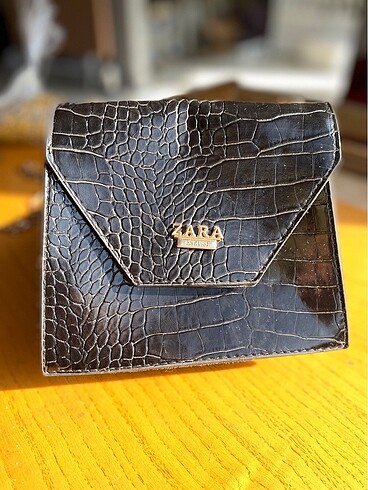 Siyah deri görünümlü çanta - Görsel 2