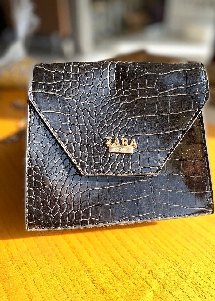 Siyah deri görünümlü çanta - Görsel 2