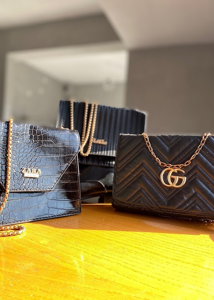 Siyah çanta - Görsel 2