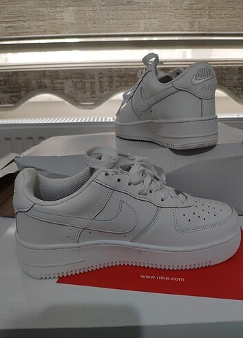 37 Beden beyaz Renk Nike Airforce 1 Classic 