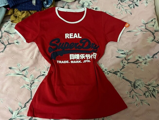 Superdry Tshirt