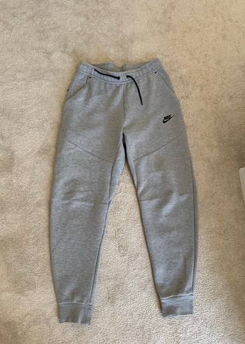 Nike Gri Tech Fleece