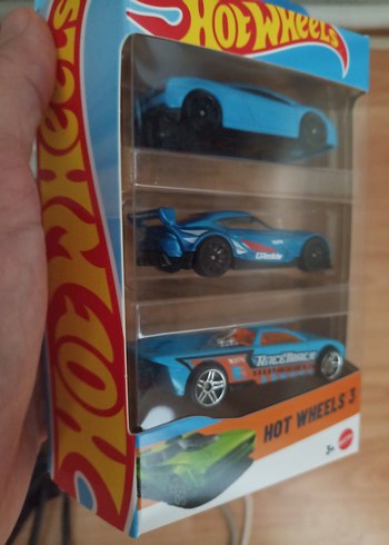 Supra' lı Hot Wheels 3'lü Mavi Oyuncak Araba Seti