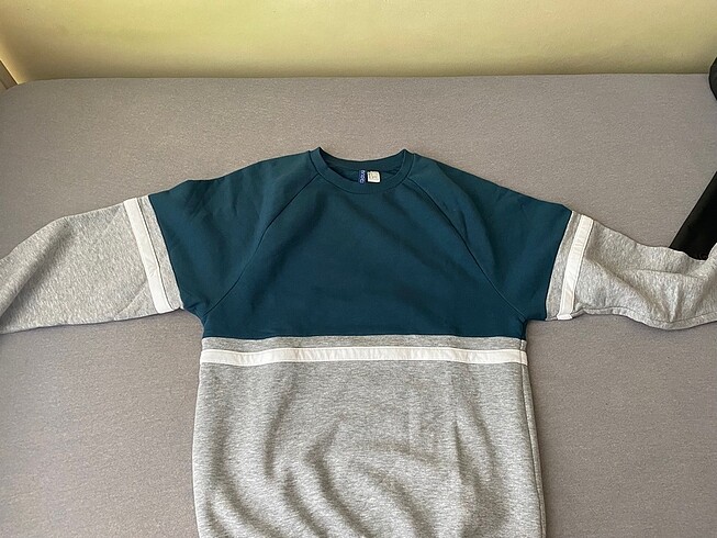 H&M Sweatshirt