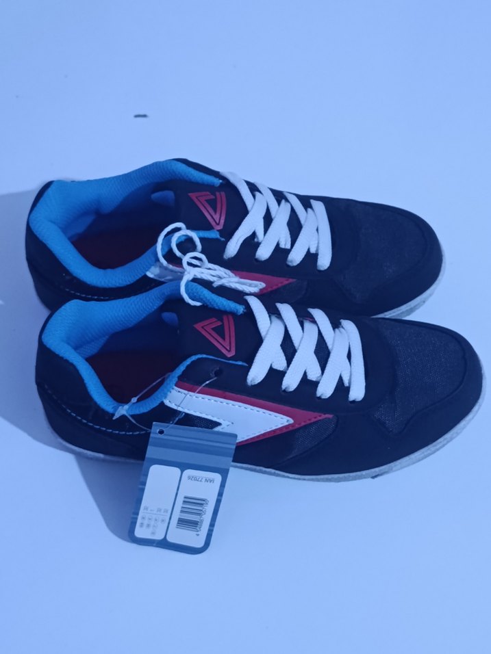 Renkli Bağcıklı  Erkek Çocuk Spor Ayakkabı - Görsel 2