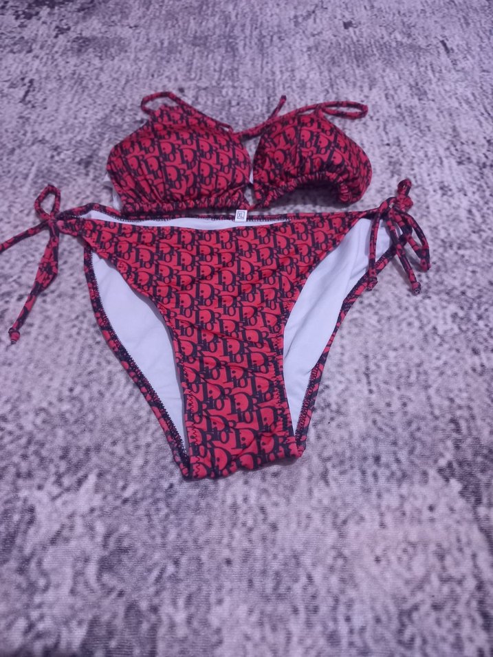 Nakışlı Kırmızı Örgü Bikini Takımı - Görsel 2