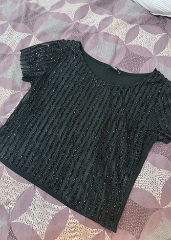 Diğer Sim Detaylı Siyah Kısa Kollu Bluz