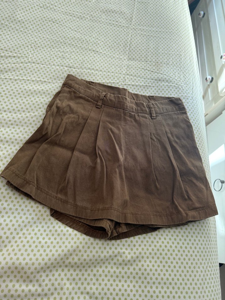 Piliseli Kahverengi Keten Şort Etek - Görsel 2