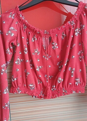 m Beden H&M omzu acık bluz