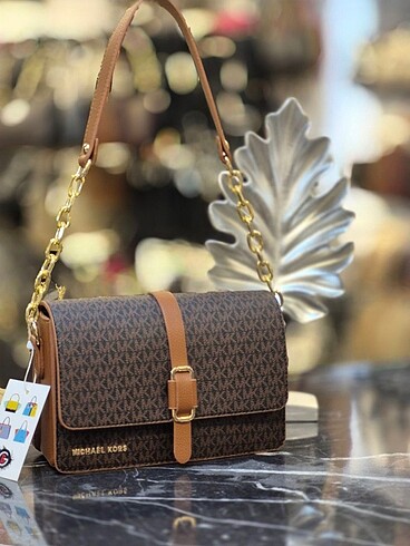Beden çeşitli Renk Michael Kors Farklı Modelli Şık El Çantaları