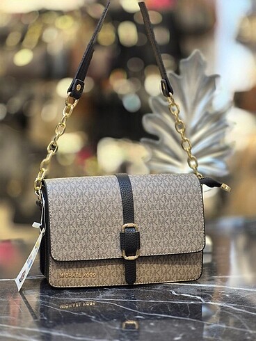 Beden Michael Kors Farklı Modelli Şık El Çantaları