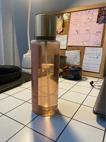 Beden Victoria?s secret amber romance body mist