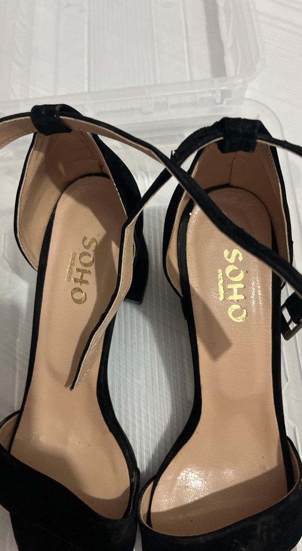 Kemerli Siyah Yılan Desenli Topuklu Ayakkabı - Görsel 2