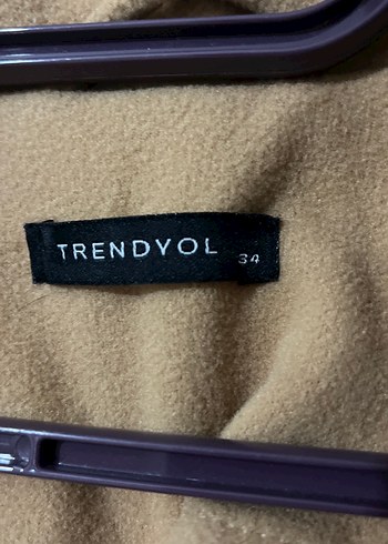 Kadın Bej Süet Uzun Kaban bir kez kullanıldı - Görsel 3