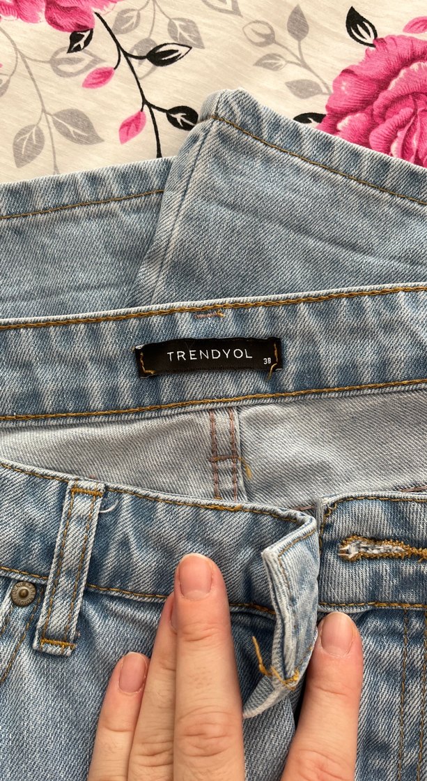 Gri Bağlama Desenli Bol Kesim Kadın Kot Pantolon - Görsel 3