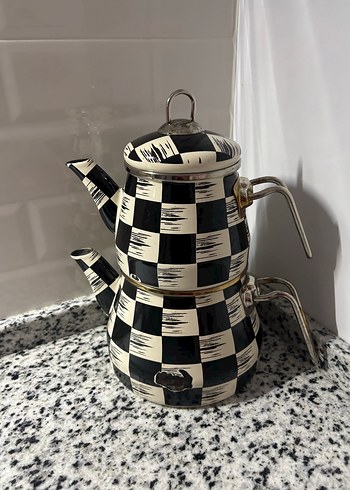 Siyah Beyaz Kare Desenli Çaydanlık - Görsel 2