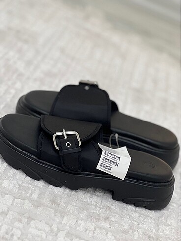 40 Beden H&M sandalet terlik