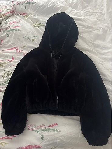 Bershka Bershka kürk crop mont
