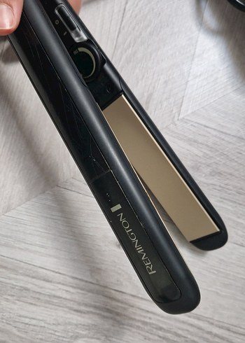 Remington Saç Düzleştirici