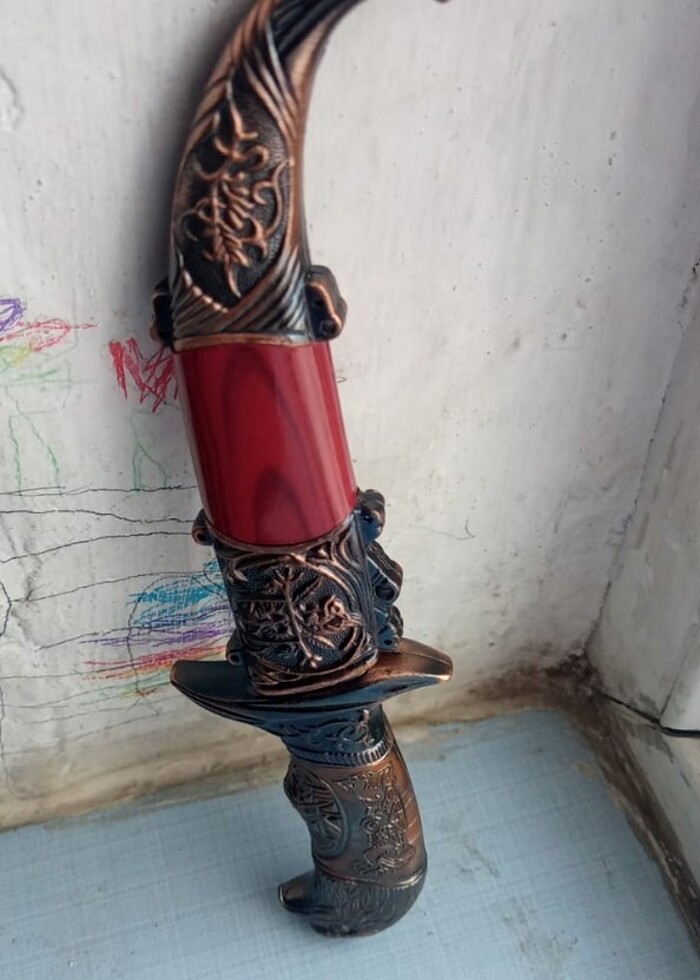 Kılıflı bıçak pazarlık payı var - Görsel 2