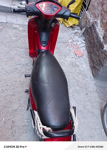 Kırmızı Renkli Motosiklet 6 akülü pazarlık payı var - Görsel 6