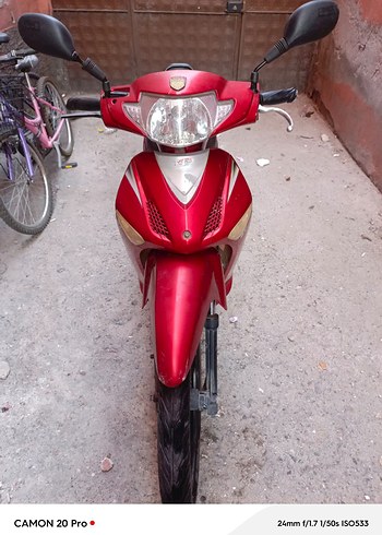 Kırmızı Renkli Motosiklet 6 akülü pazarlık payı var - Görsel 4