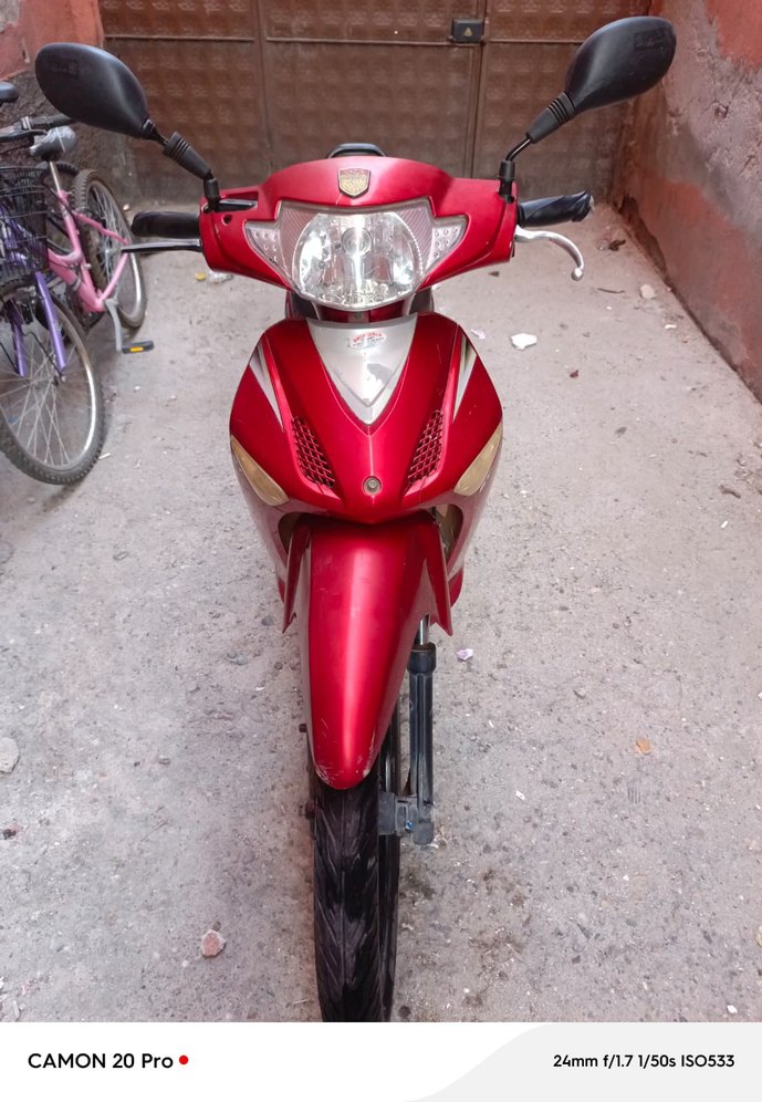 Kırmızı Renkli Motosiklet 6 akülü pazarlık payı var - Görsel 4