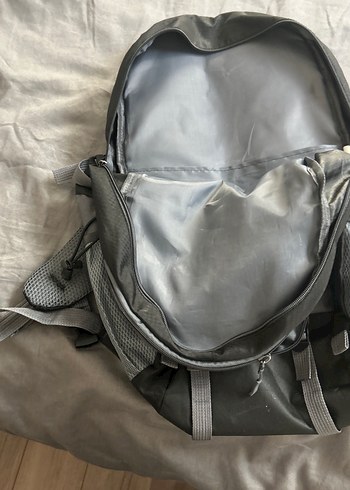 Gri Fermuarlı Biker Sırt Çantası - Görsel 2