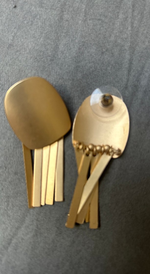 Altın Renk Mini Püsküllü Kadın Küpe - Görsel 3