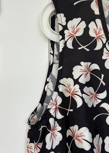 V Yaka Kolsuz Desenli Kadın Bluz; yurtdisindan alindi - Görsel 4